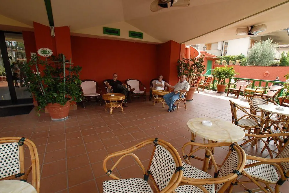 Hotel La Querceta Montecatini Terme 3*,