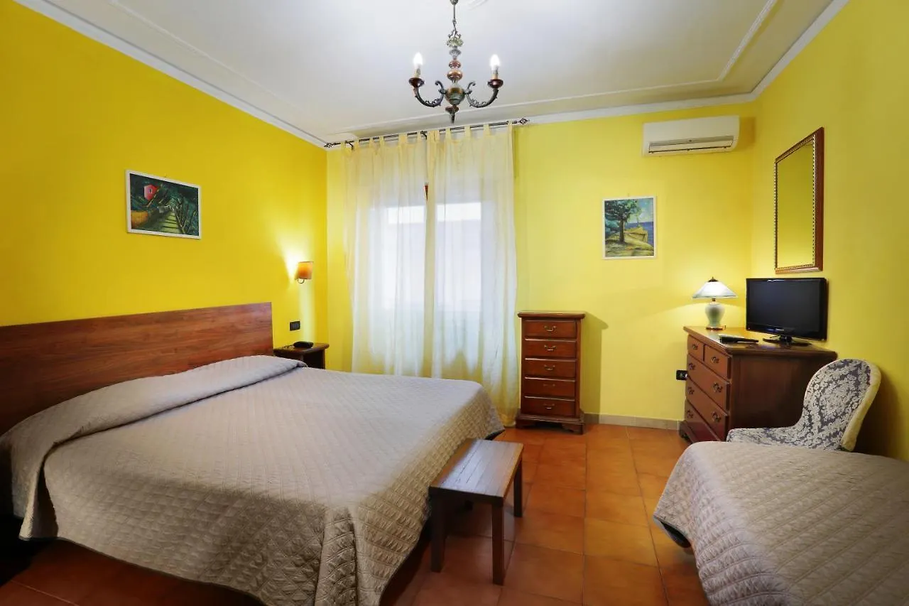 Hotel La Querceta Montecatini Terme 3*,  Italy
